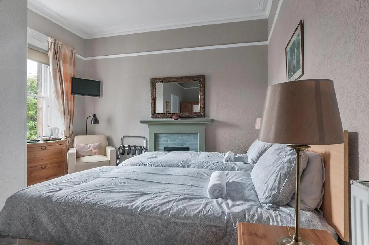 Aynetree Guest House Edimburgo
