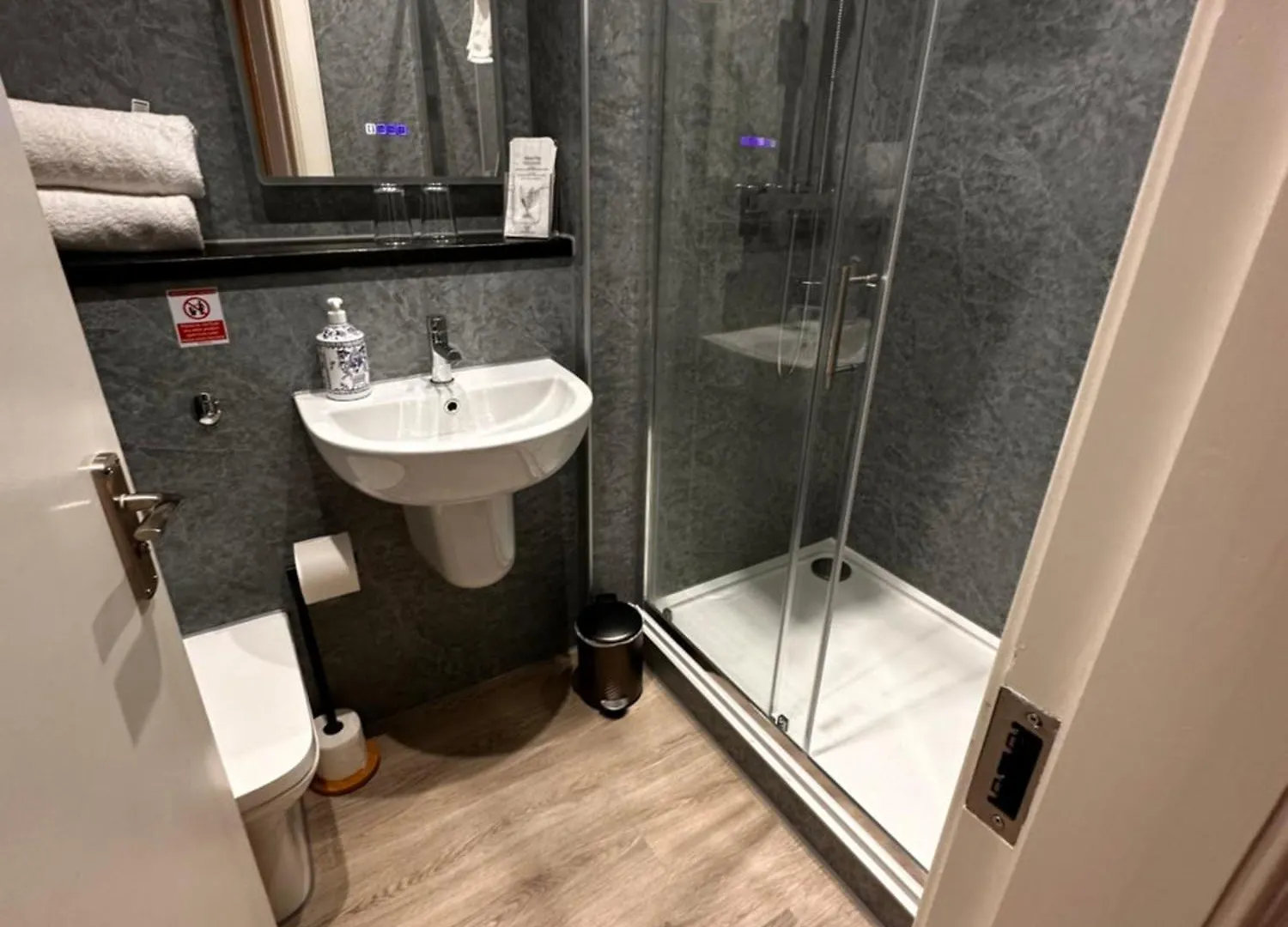 Aynetree Guest House Edimburgo 3*,