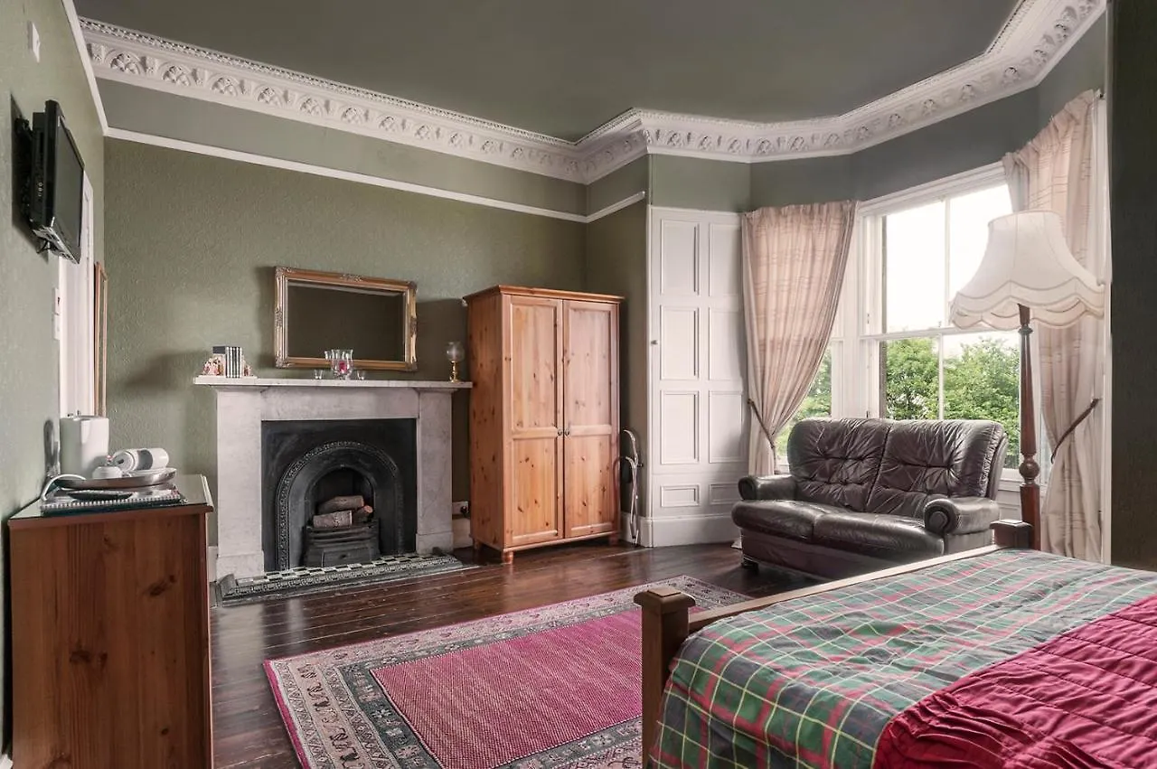 Aynetree Guest House Edinburgh 3*,
