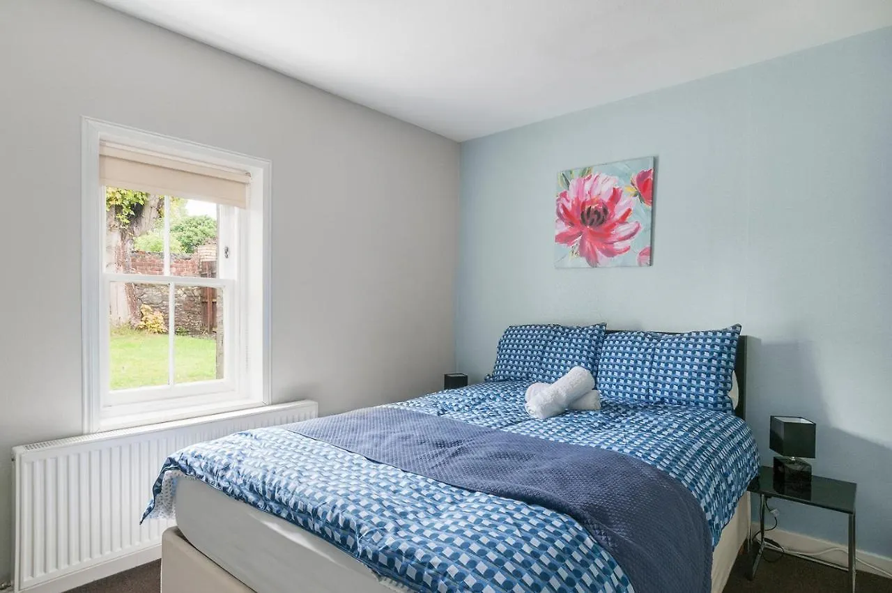 Aynetree Guest House Эдинбург